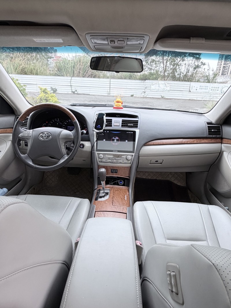 南宁10年丰田凯美瑞7