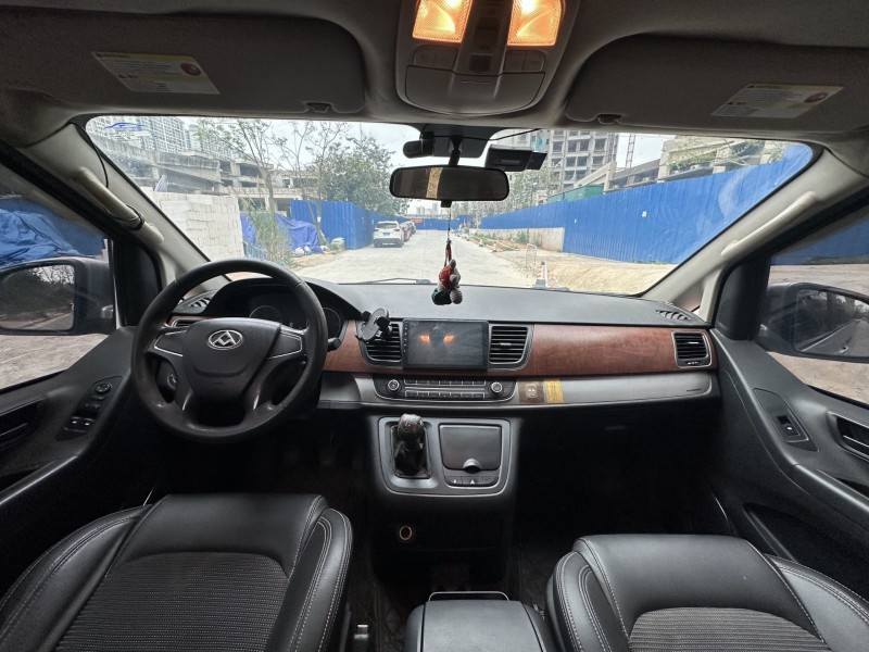 南宁17年大通G106