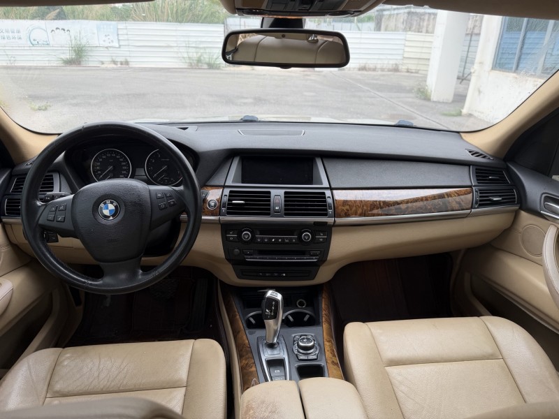 南宁10年宝马X56