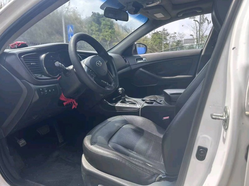 南宁11年起亚K56