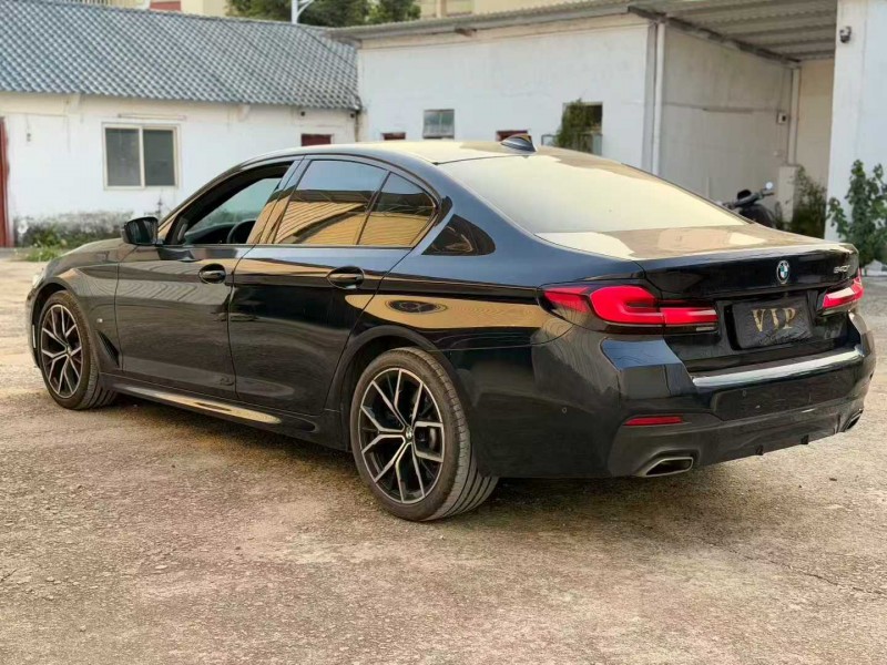 广州23年宝马5系8