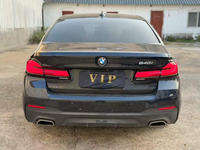 广州23年宝马5系9