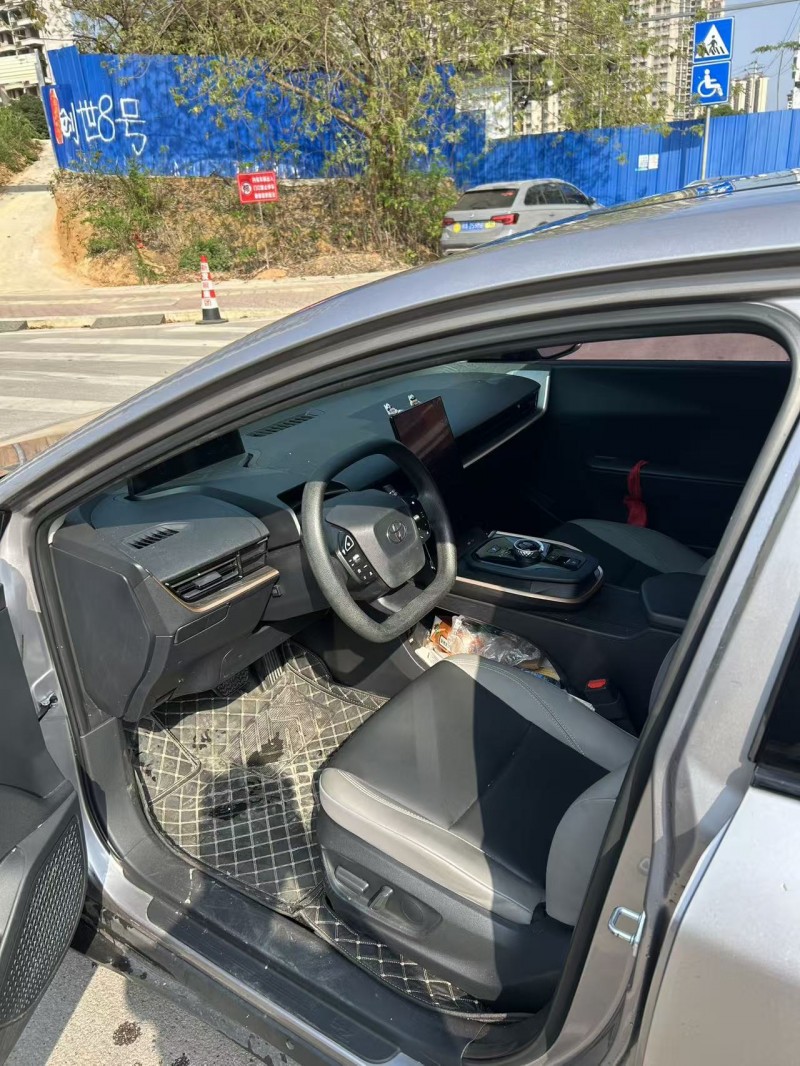 南宁23年丰田BZ3Pro4