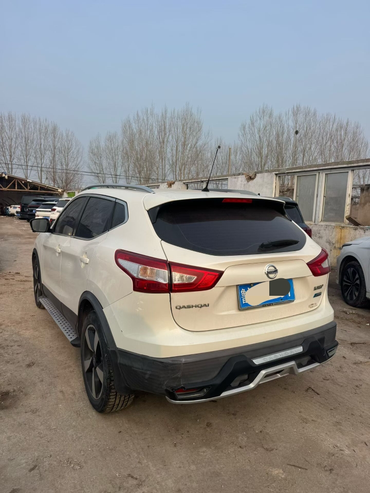 鹤壁16年日产逍客3