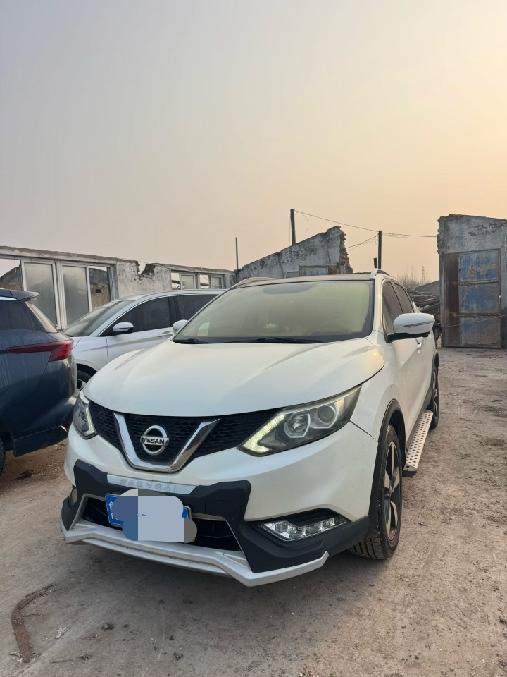 鹤壁16年日产逍客4