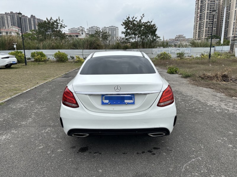 南寧17年奔馳C5