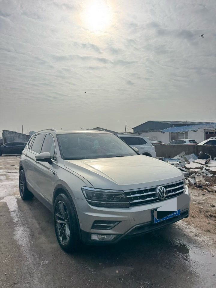 鹤壁17年大众途观2