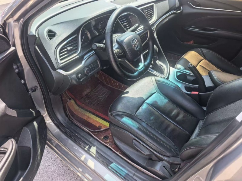 南宁19年别克英朗3