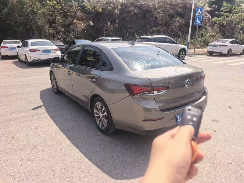 南宁19年别克英朗4