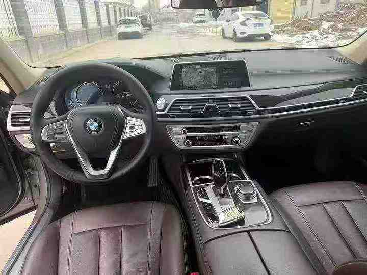 兰州17年宝马7系5