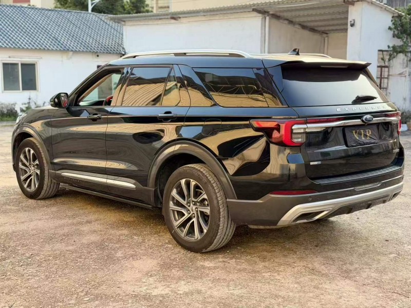 广州23年福特探险者8