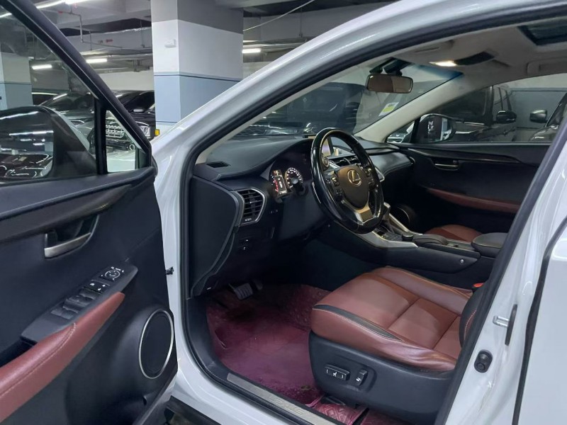 深圳16年雷克萨斯NX6