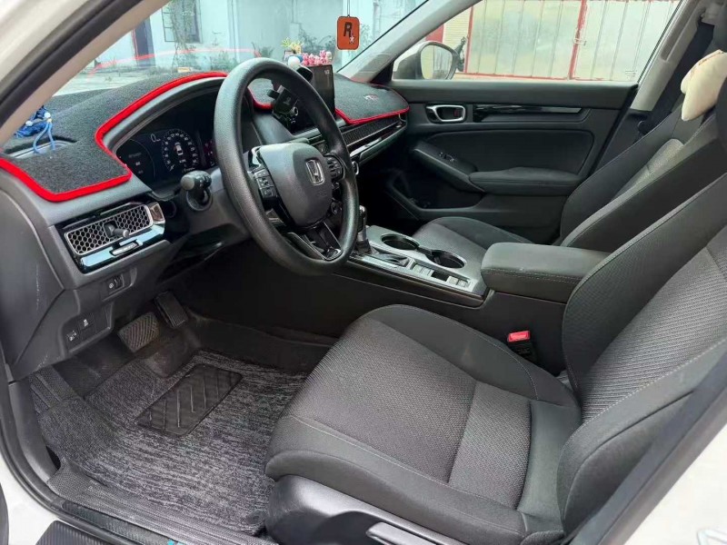 广州25年本田型格4