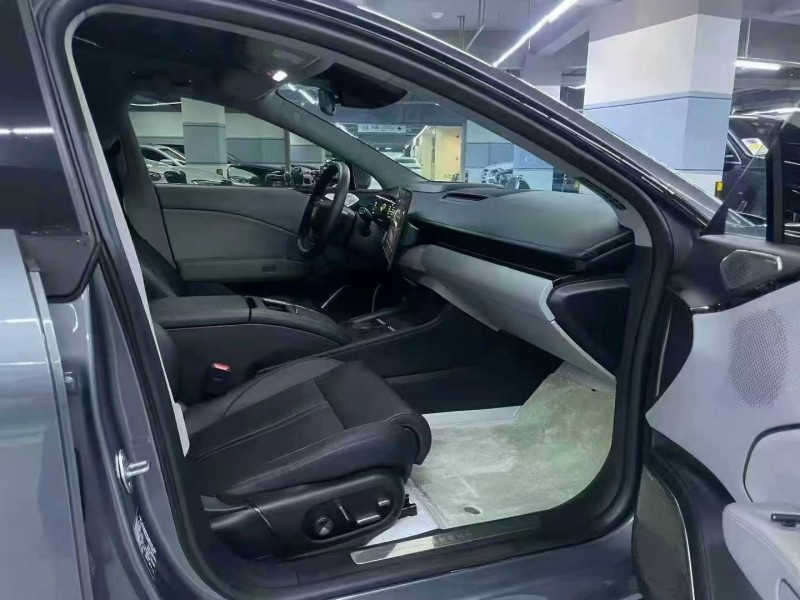 深圳24年极氪汽车0077