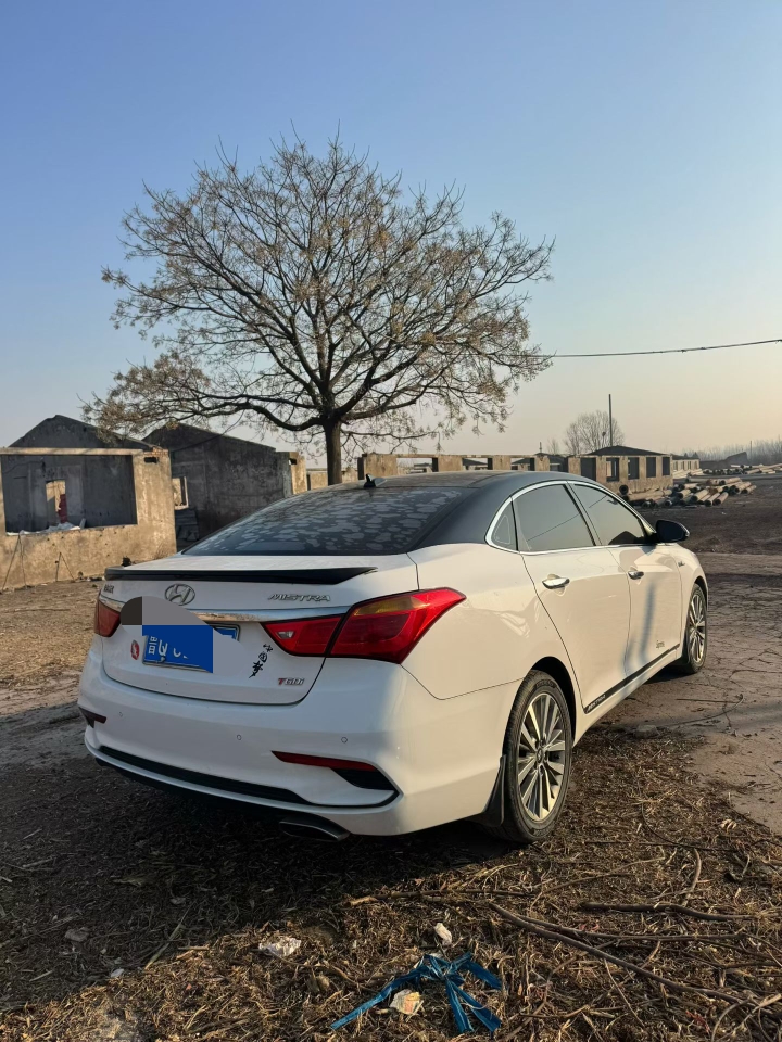 鹤壁18年现代名图4