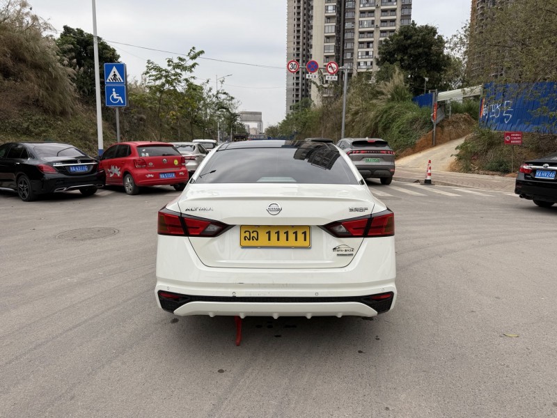 南宁20年日产天籁6