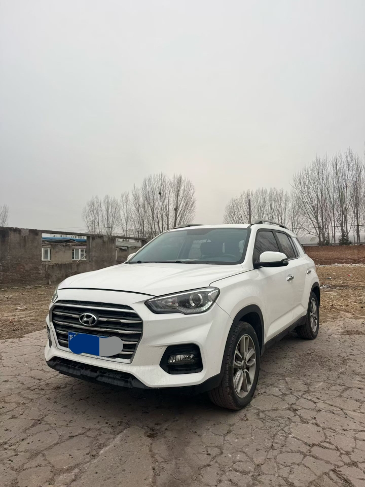 鹤壁19年现代ix352