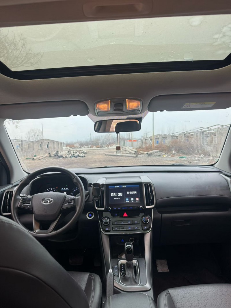 鹤壁19年现代ix359