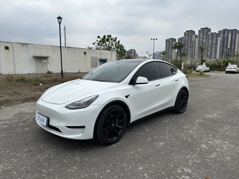南宁21年特斯拉MODEL Y4