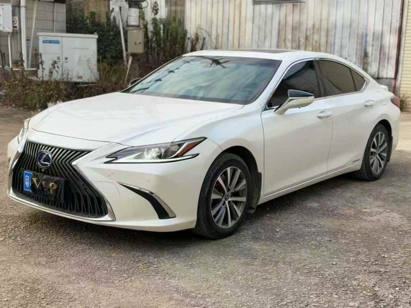 广州21年雷克萨斯ES2