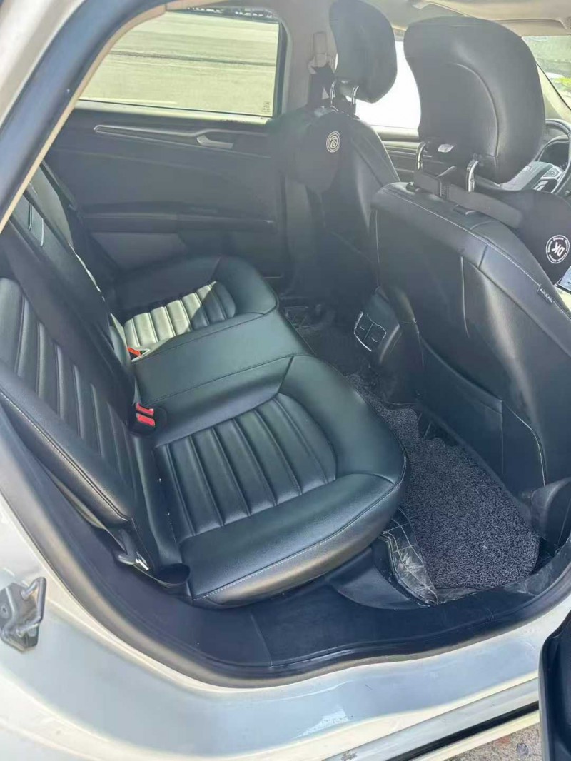 南宁21年福特蒙迪欧6