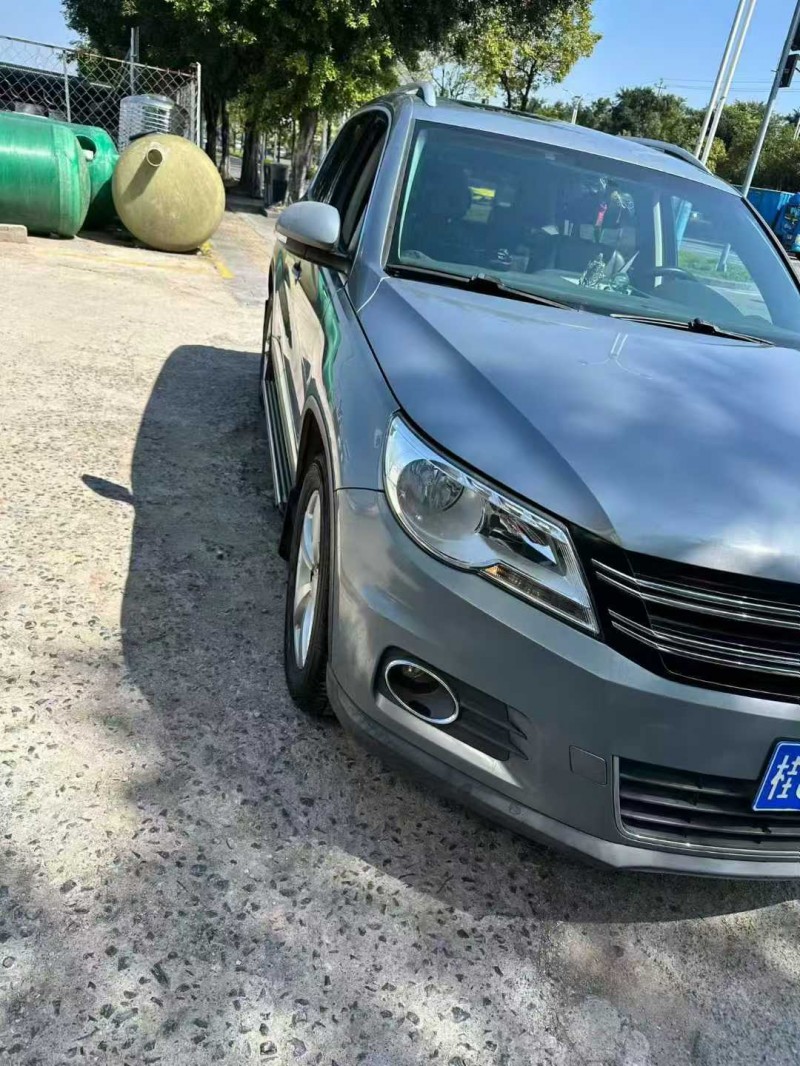 南宁12年大众途观2