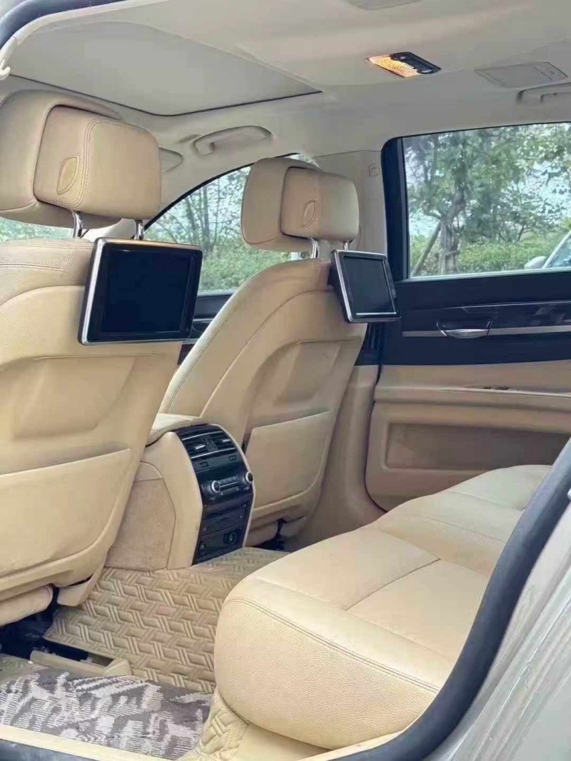 广州14年宝马7系7