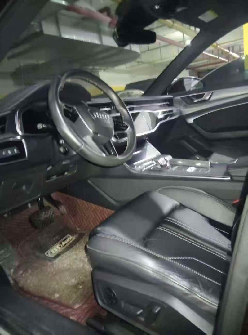 鄂州19年奥迪A6L5