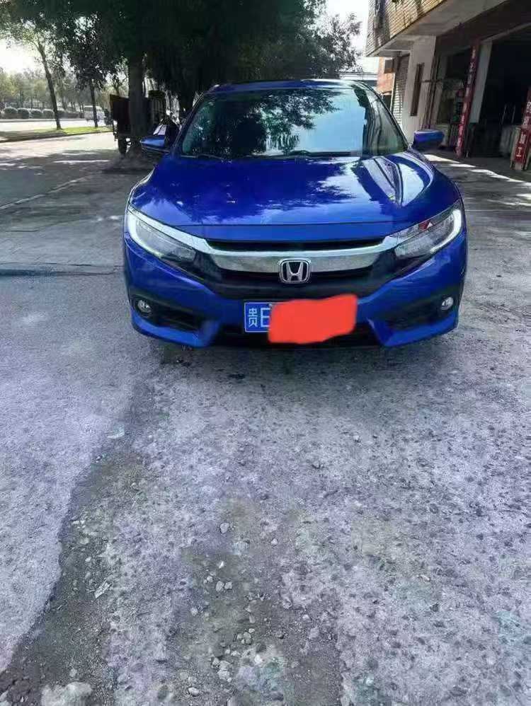 南宁18年本田思域1