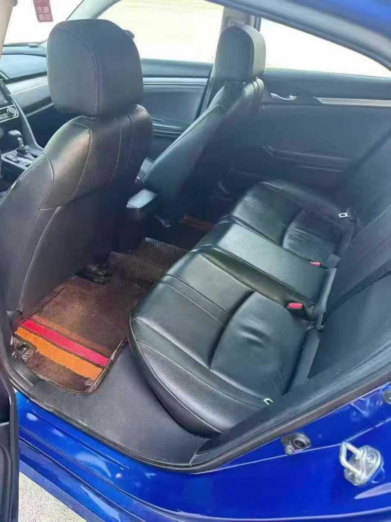 南宁18年本田思域6