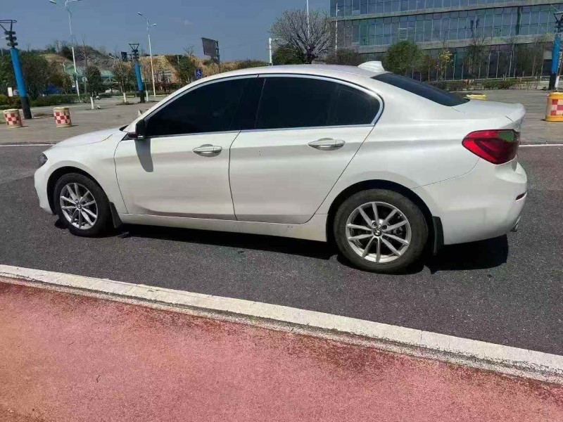 北海17年宝马1系6