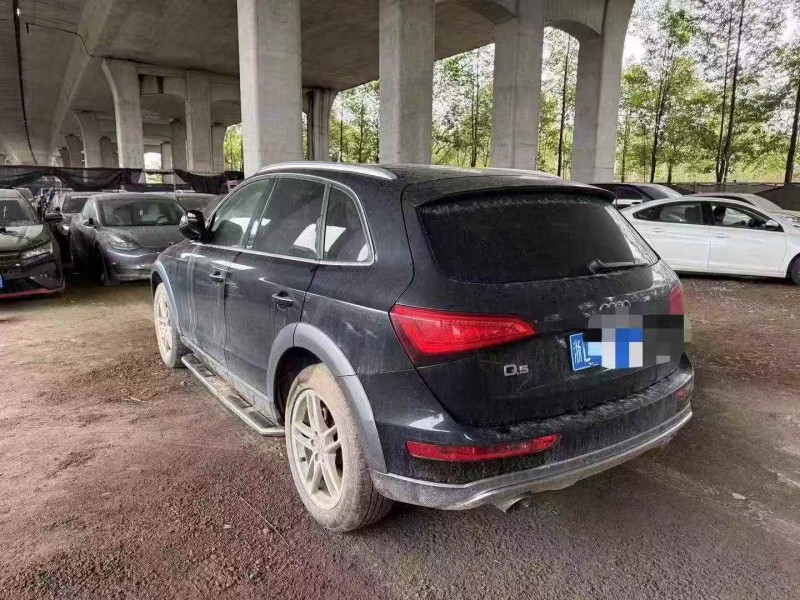 金华18年奥迪Q56