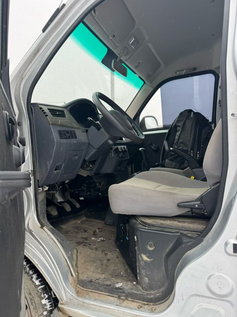 鹤壁22年五菱汽车凯捷9