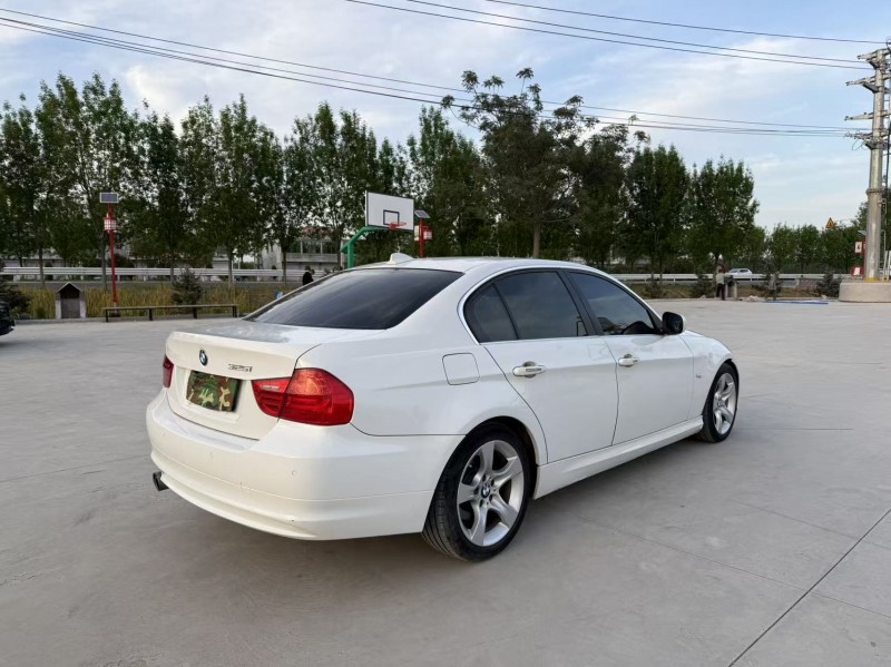 徐州11年宝马3系6