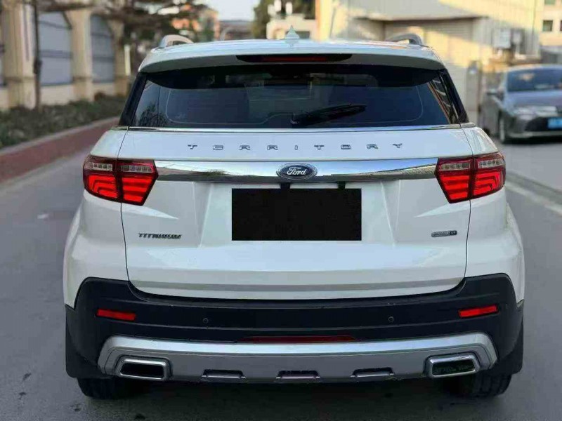 漳州19年福特领界8