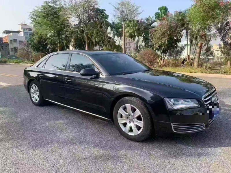 湖州14年奥迪A8L3