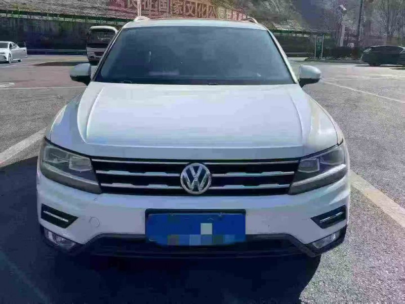 重庆17年大众途观1