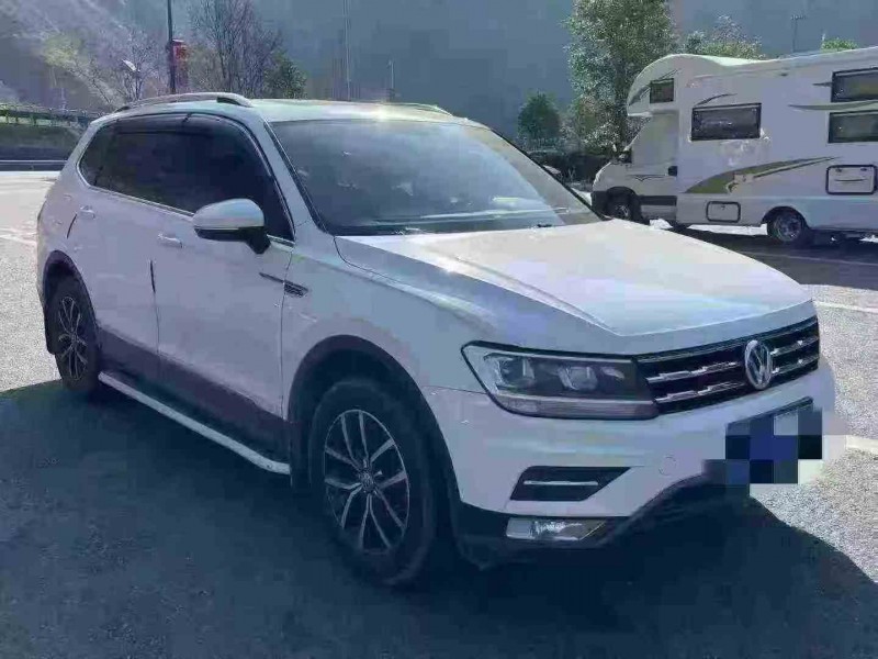 重庆17年大众途观2