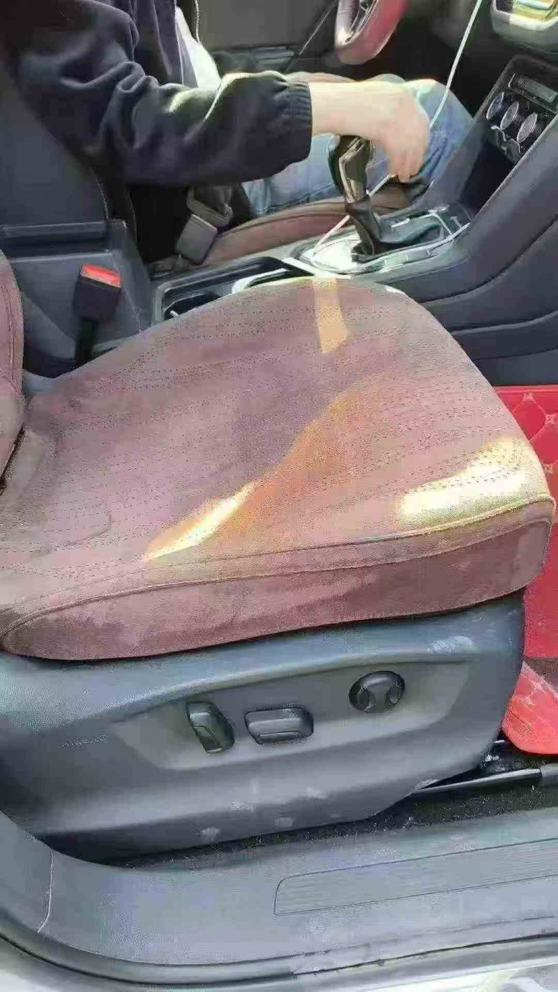 重庆17年大众途观5