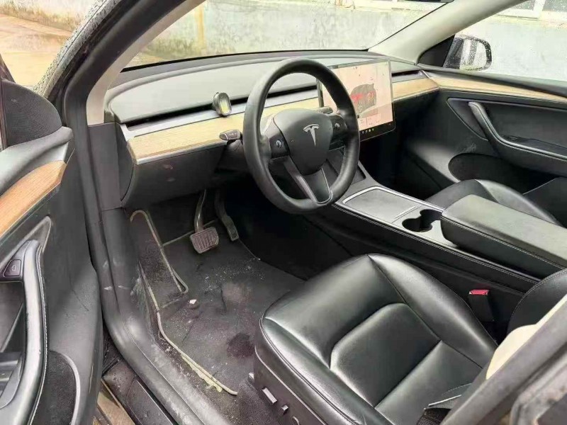 烟台23年特斯拉MODEL Y6