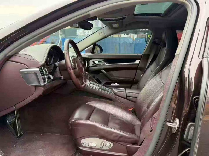 莆田16年保时捷帕拉梅拉5