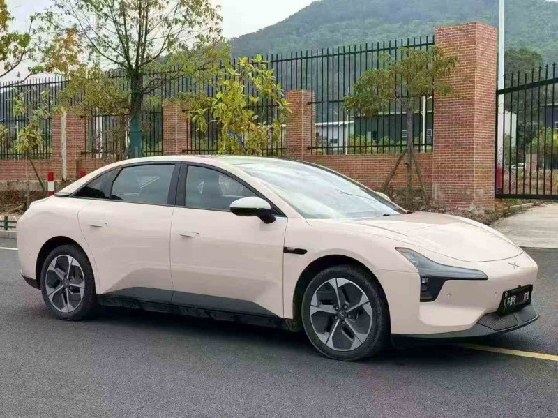 泉州25年小鹏汽车m033