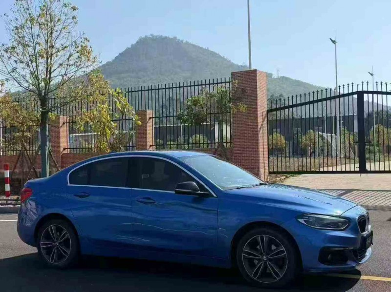 三明18年宝马1系3