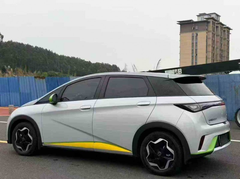 三明22年比亞迪海豚6