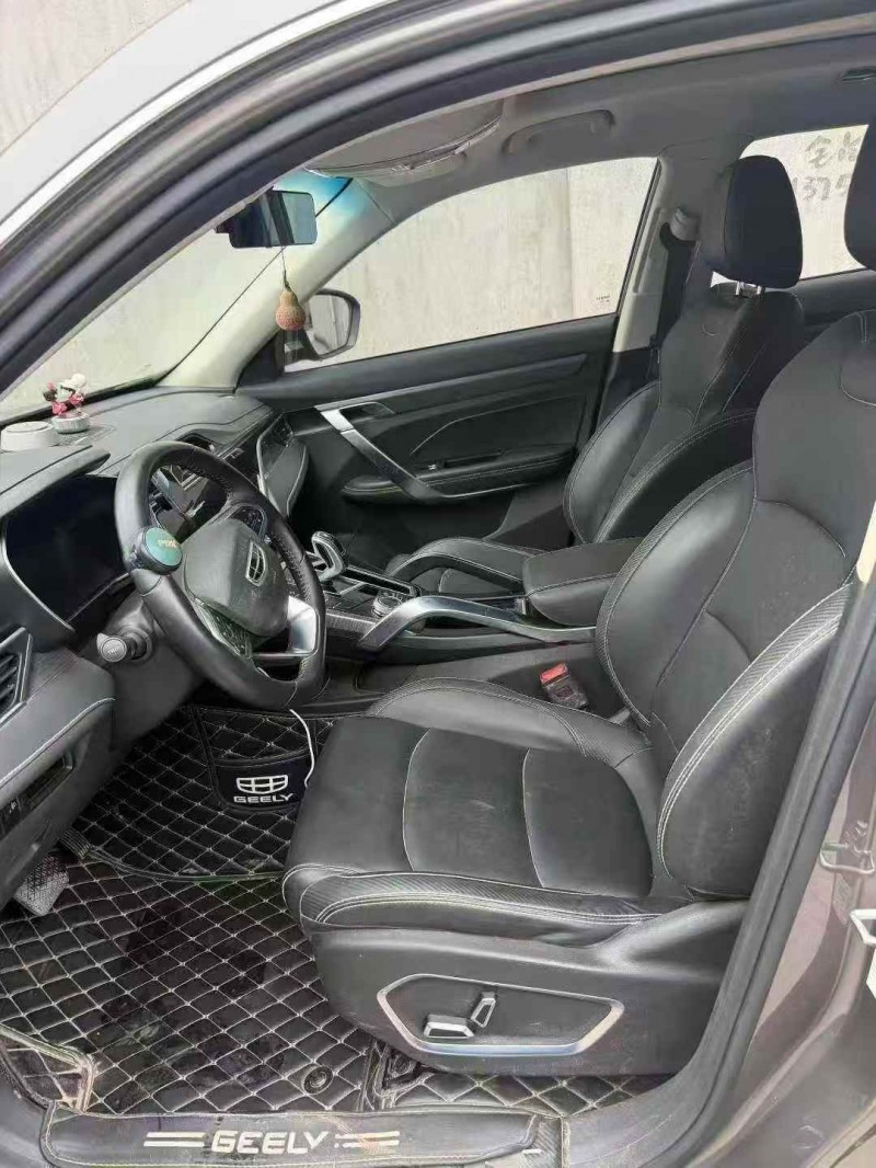 东营21年吉利博越6