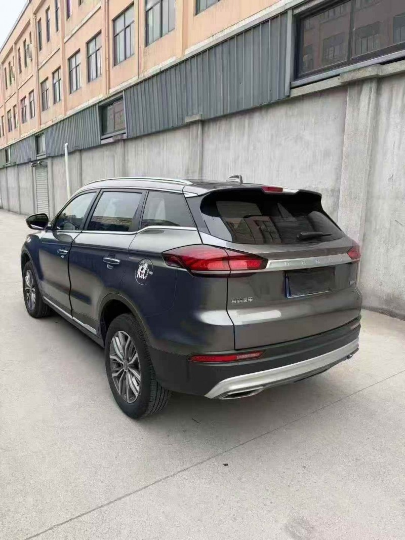 东营21年吉利博越8