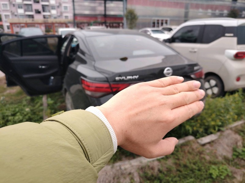 桂林20年日产轩逸2