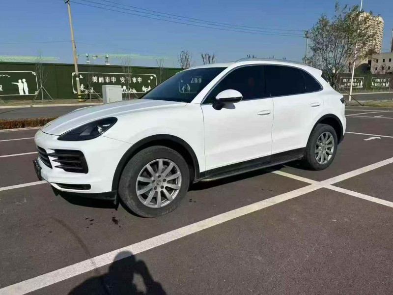 淄博19年保时捷卡宴3