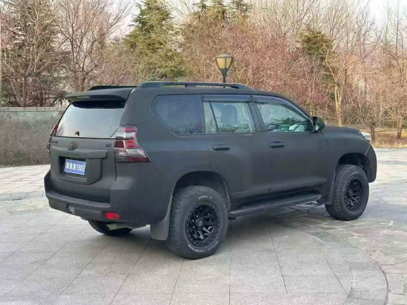 东营16年丰田普拉多8