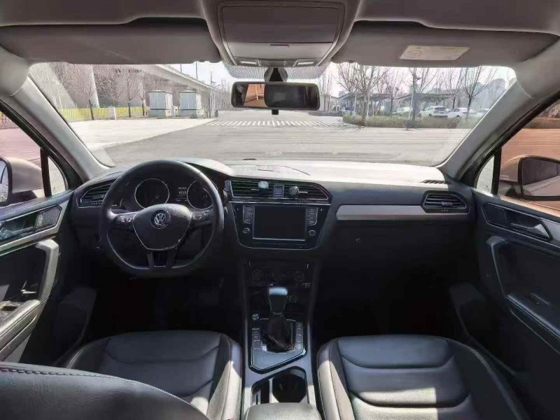 天津18年大众途观6